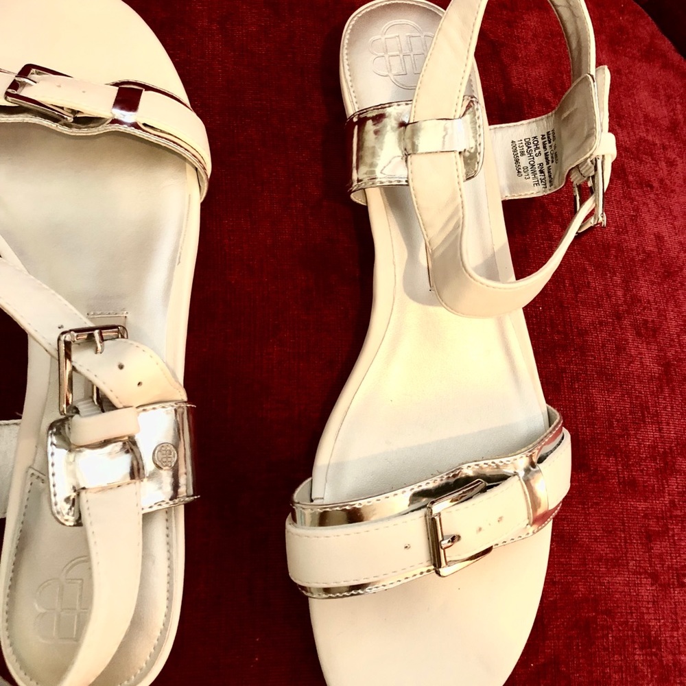 Dana Buchman New White/Silver Sandals 1”Heel - Picture 3 of 4